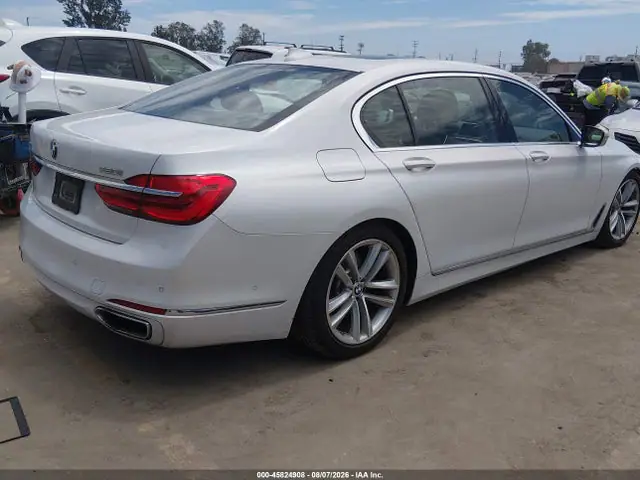 2016 BMW 750i Xdrive VIN WBA7F2C59GG418135 фото 4