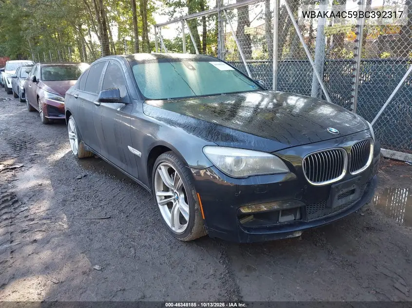 WBAKA4C59BC392317 — 2011 BMW 7ER, фото 2 с аукциона IAAI 15.10.2026, Естественный износ