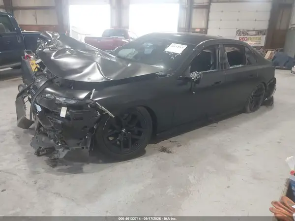 WBA33EJ09PCL68165 — 2023 BMW 7ER, фото 2 с аукциона IAAI 14.10.2026, Передняя часть справа