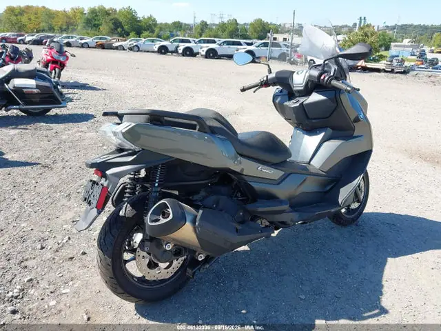 WB40C6304NS899429 — 2022 BMW C 400 GT, фото 4 с аукциона IAAI 30.09.2026, Передняя часть слева