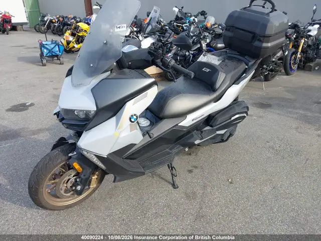 WB40S0309SS933263 — 2025 BMW C 400 GT, фото 2 с аукциона IAAI 14.10.2026, Передняя часть