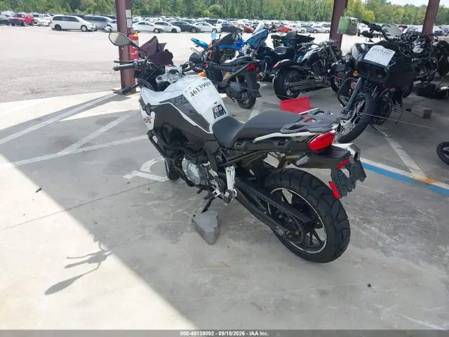 WB10B1807N6G08834 — 2022 BMW F 750 Gs, фото 3 с аукциона IAAI 30.09.2026, Левый бок