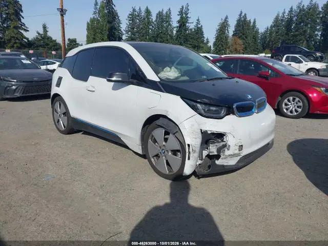WBY1Z4C54FV501668 — 2015 BMW i3 Base W/Range Extender, Естественный износ (Normal Wear & Tear), фото до ремонта