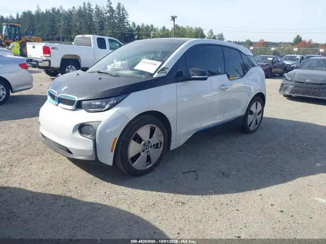 WBY1Z4C54FV501668 — 2015 BMW i3 Base W/Range Extender, фото 2 с аукциона IAAI 14.10.2026, Естественный износ