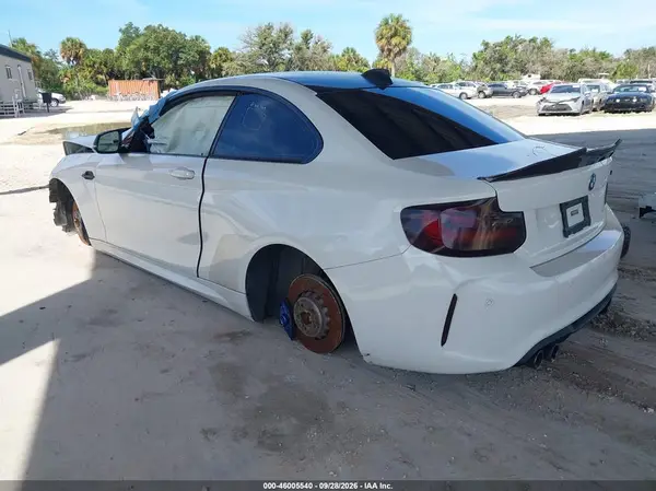 WBS1H9C32HV888250 — 2017 BMW M2, фото 3 с аукциона IAAI, Передняя часть