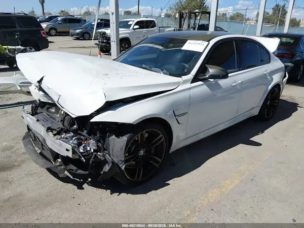 2018 BMW M3 VIN WBS8M9C51J5L00419 фото 2