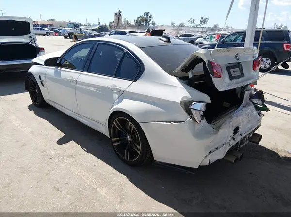 2018 BMW M3 VIN WBS8M9C51J5L00419 фото 3
