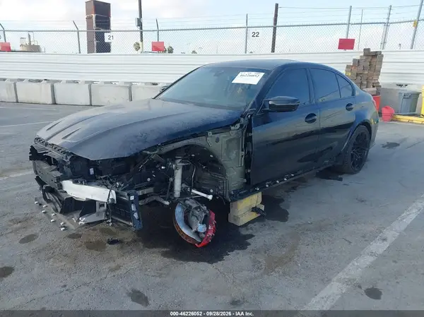 WBS23HJ06SFU69891 — 2025 BMW M3, фото 2 с аукциона IAAI, Передняя часть