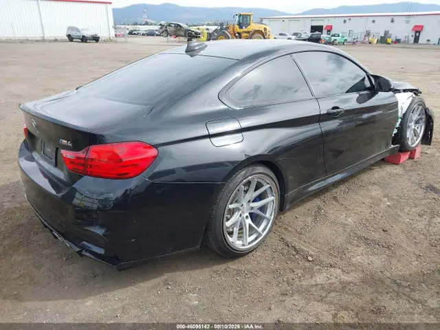 WBS3R9C5XFK331043 — 2015 BMW M4, фото 4 с аукциона IAAI 13.10.2026, Передняя часть