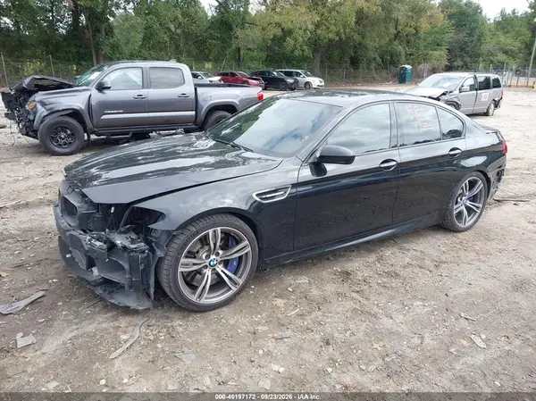 WBSFV9C57GD595528 — 2016 BMW M5, фото 2 с аукциона IAAI, Передняя часть