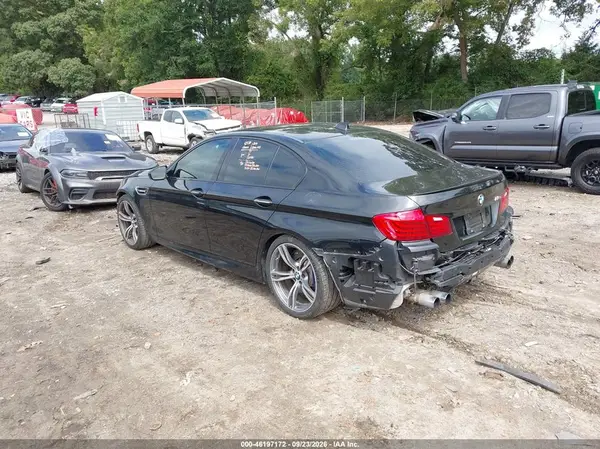 WBSFV9C57GD595528 — 2016 BMW M5, фото 3 с аукциона IAAI, Передняя часть