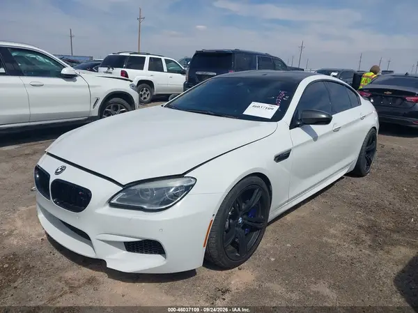 WBS6E9C53JG808271 — 2018 BMW M6, фото 2 с аукциона IAAI, Подтопление