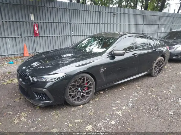 WBSGV0C03RCP47771 — 2024 BMW M8, фото 2 с аукциона IAAI, Левый бок
