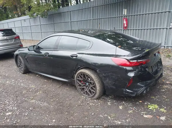 WBSGV0C03RCP47771 — 2024 BMW M8, фото 3 с аукциона IAAI, Левый бок