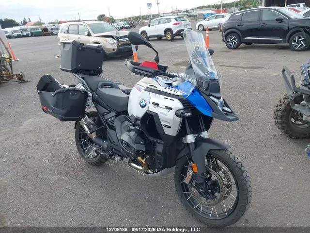 2026 BMW R 1300 Gs Adventure VIN WB10M3304T6M53067 фото 1