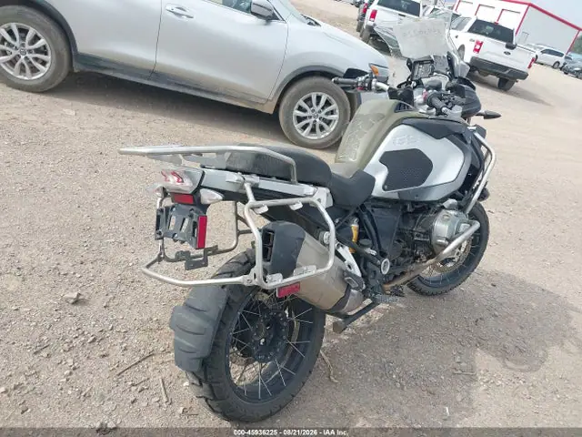WB10A1203FZ096787 — 2015 BMW R1200 Gs Adventure, фото 4 с аукциона IAAI 30.09.2026, Повреждения со всех сторон