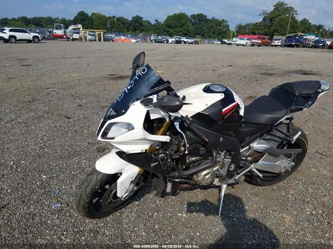 WB105340XEZ308516 — 2014 BMW S 1000 Rr, Повреждения со всех сторон (All Over), фото до ремонта