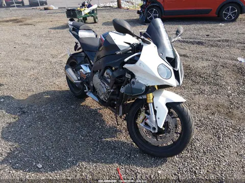 2014 BMW S 1000 Rr VIN WB105340XEZ308516 фото 2