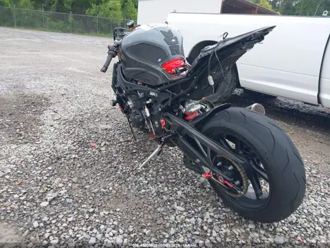 2024 BMW S 1000 Rr VIN WB10E6308R6K58886 фото 3