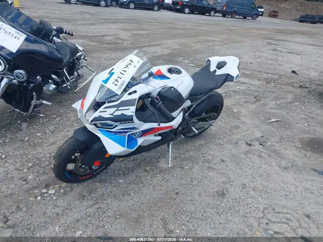 WB10P2301S6L67909 — 2025 BMW S 1000 Rr, фото 2 с аукциона IAAI 30.09.2026, Не указано