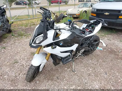 2018 BMW S 1000 Xr VIN WB10D1308JZ463410 фото 2