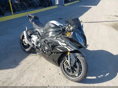 WB10D2100FZ352348 — 2015 BMW, Неизвестные повреждения, фото до ремонта