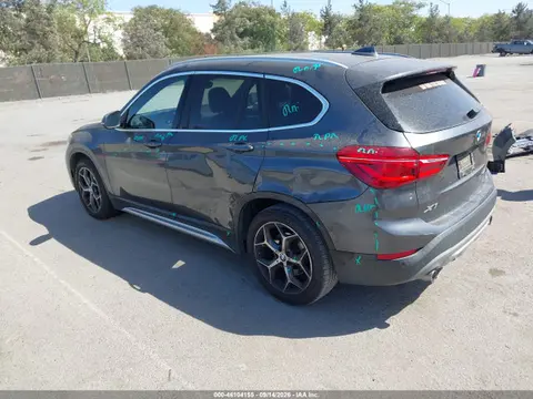 2018 BMW X1 Sdrive28i VIN WBXHU7C33J3H43988 фото 3