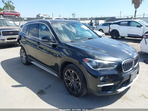 WBXHT3Z3XG4A47635 — 2016 BMW X1 XDRIVE28I, Задняя часть (Rear), фото до ремонта