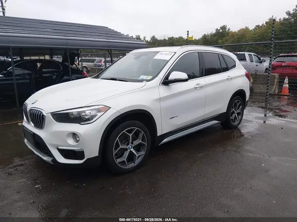 WBXHT3C39J5K27082 — 2018 BMW X1, фото 2 с аукциона IAAI, Подтопление