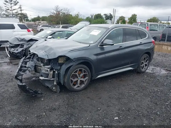 WBXHT3C38J5L33085 — 2018 BMW X1, фото 2 с аукциона IAAI, Естественный износ