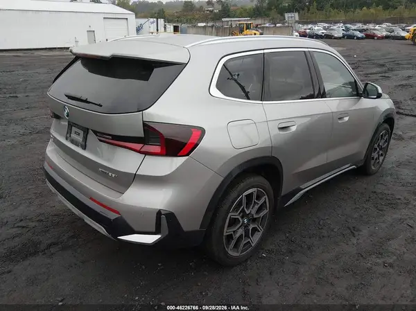 WBX73EF00R5Z99314 — 2024 BMW X1, фото 4 с аукциона IAAI, Повреждения со всех сторон