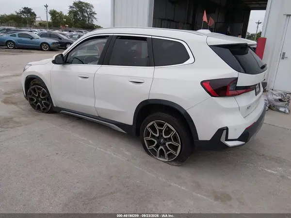 WBX73EF02S5367856 — 2025 BMW X1, фото 3 с аукциона IAAI, Передняя часть