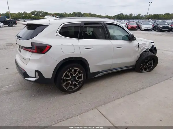 WBX73EF02S5367856 — 2025 BMW X1, фото 4 с аукциона IAAI, Передняя часть