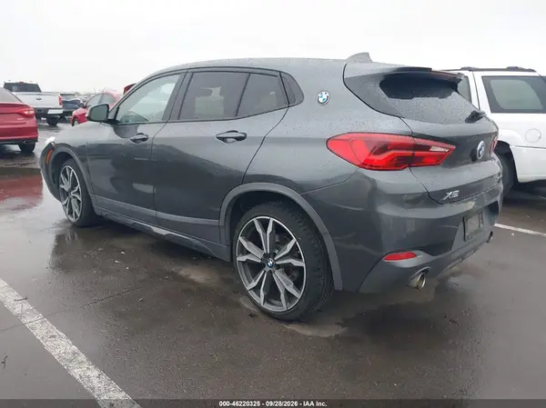 WBXYJ5C38JEF74584 — 2018 BMW X2, фото 3 с аукциона IAAI, Передняя часть справа