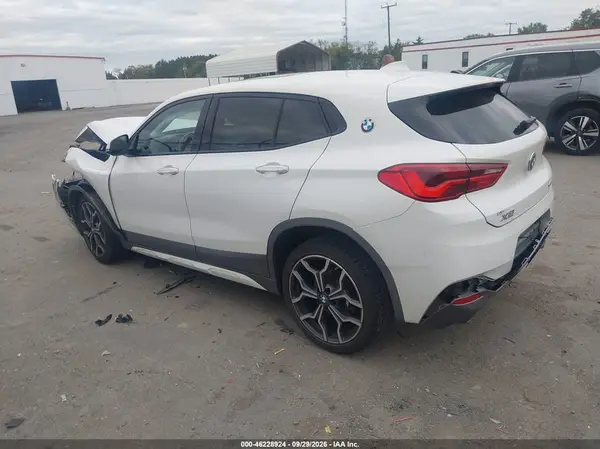 WBXYJ5C36JEF81677 — 2018 BMW X2, фото 3 с аукциона IAAI, Передняя часть