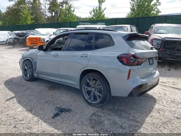 5YM13EC07N9K14126 — 2022 BMW X3 M, фото 3 с аукциона IAAI, Передняя часть