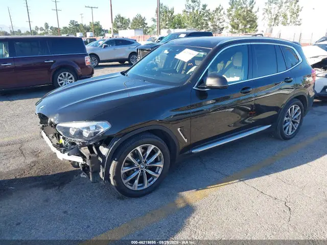 2019 BMW X3 Sdrive30i VIN 5UXTR7C56KLF36375 фото 2