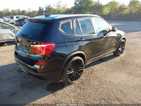 2017 BMW X3 Xdrive28i VIN 5UXWX9C32H0T24965 фото 4