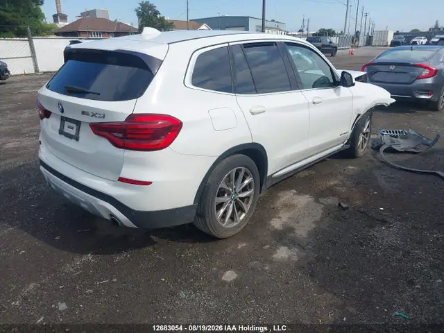 5UXTR9C52JLC80617 — 2018 BMW X3 XDRIVE30I, фото 4 с аукциона IAAI 14.10.2026, Передняя часть