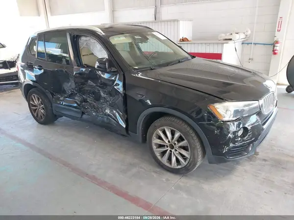 5UXWZ7C52G0R32354 — 2016 BMW X3, Правый бок (Right Side), фото до ремонта