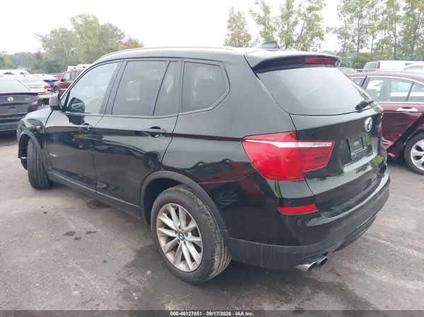 5UXWX9C53H0T01485 — 2017 BMW X3, фото 3 с аукциона IAAI 13.10.2026, Передняя часть слева