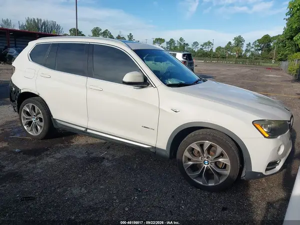 5UXWZ7C39H0V87906 — 2017 BMW X3, Задняя часть (Rear), фото до ремонта