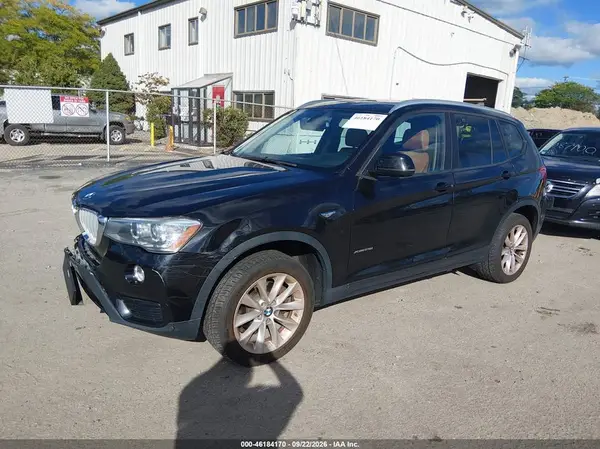 5UXWX9C56H0T15106 — 2017 BMW X3, фото 2 с аукциона IAAI, Передняя часть