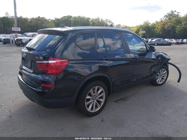 5UXWX9C56H0T15106 — 2017 BMW X3, фото 4 с аукциона IAAI, Передняя часть