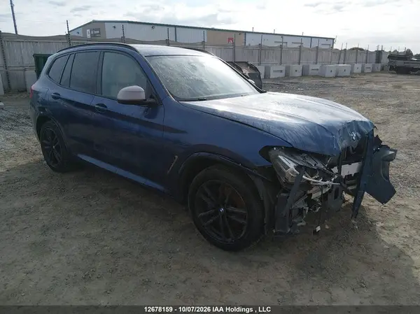 5UXTS3C50J0Y99409 — 2018 BMW X3, Передняя часть (Front), фото до ремонта
