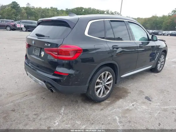 5UXTR9C58JLC84252 — 2018 BMW X3, фото 4 с аукциона IAAI, Передняя часть