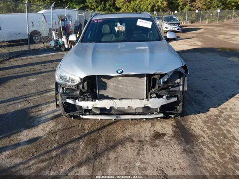 5UXTR9C59JLD57533 — 2018 BMW X3, Передняя часть, фото до ремонта