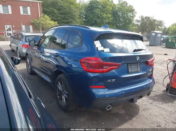 5UXTR9C57KLR05009 — 2019 BMW X3, фото 3 с аукциона IAAI 08.10.2026, Правый бок