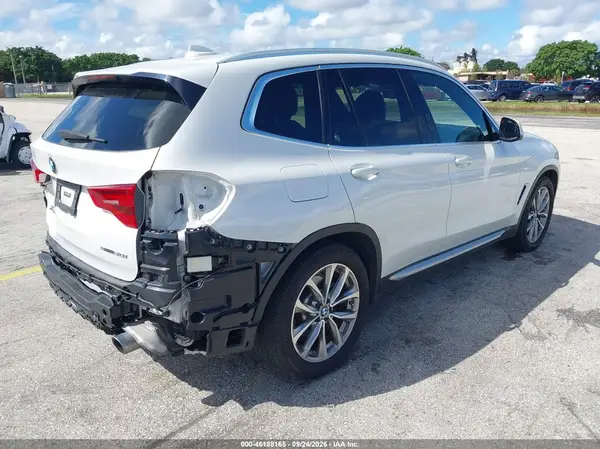 5UXTR7C58KLE96364 — 2019 BMW X3, фото 4 с аукциона IAAI, Задняя часть