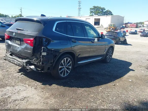 5UXTR9C52KLR03331 — 2019 BMW X3, фото 4 с аукциона IAAI, Задняя часть слева